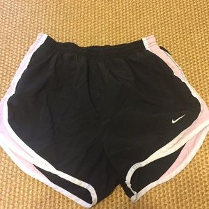 Nike shorts size small